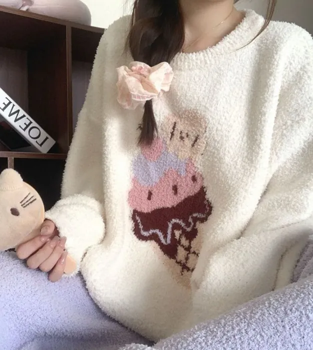 Молочно-фиолетовый