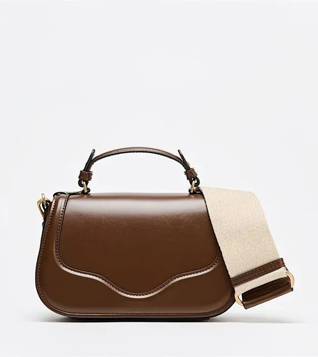 Коричневый