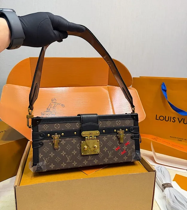 Высококачественная сумка LV